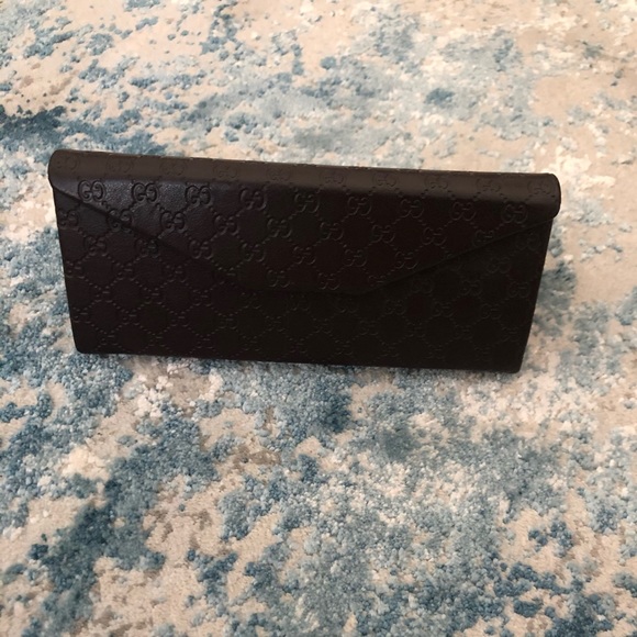 NWOT 100% Authentic Gucci Sunglass/Eyeglass Case